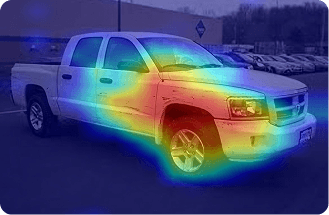 KI-Heatmap-Overlay, das mutmaßlich manipulierte Bildbereiche hervorhebt